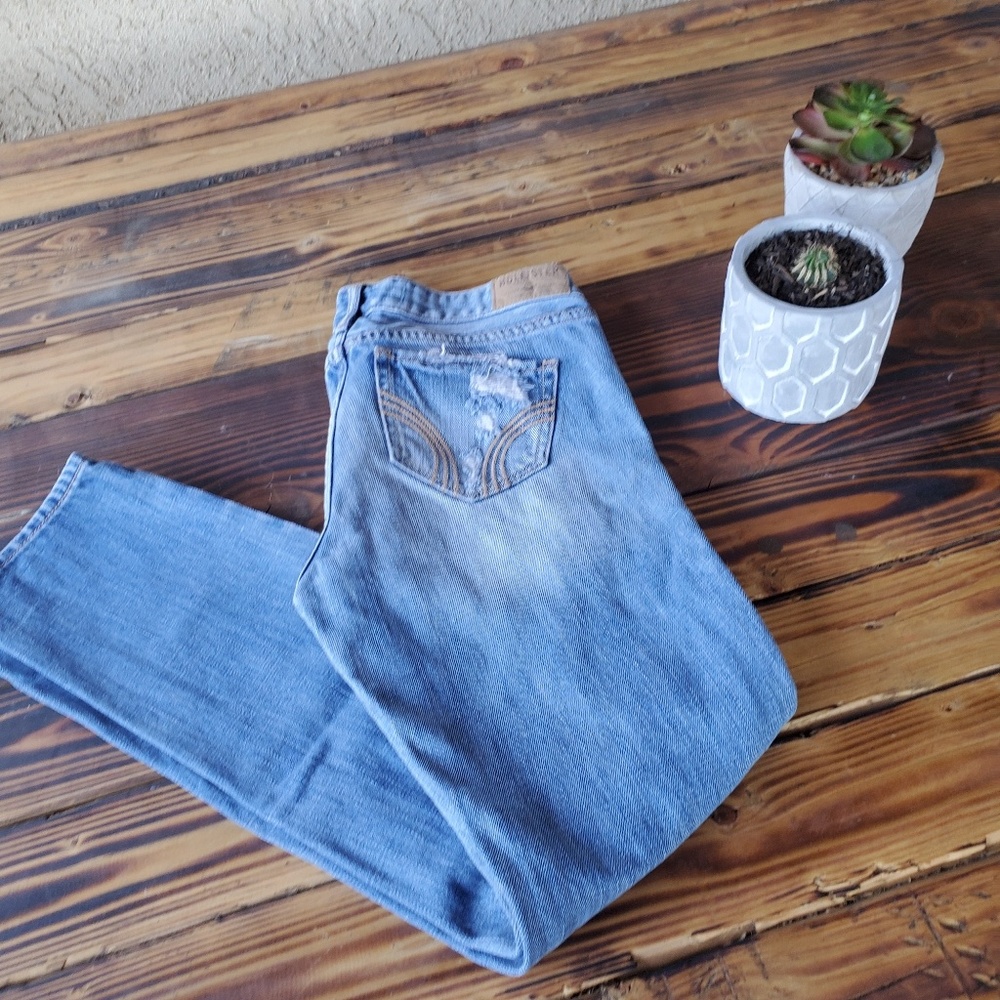 Hollister jeans